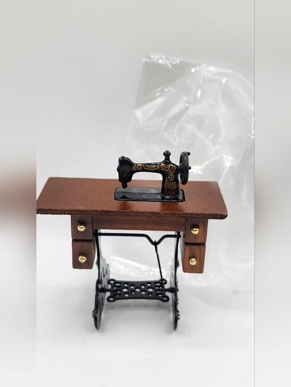 Mayberry Street Sewing Machine Table 1:12 Scale Dollhouse Miniature Dark Wood